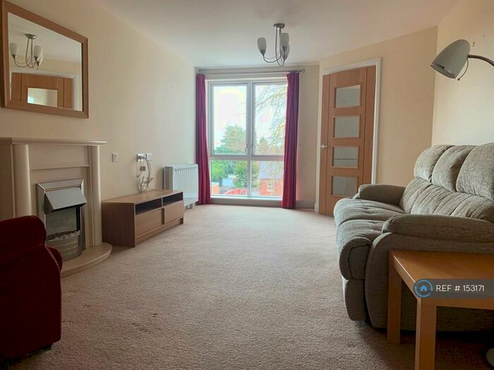 1 Bedroom Flat To Rent In Wilton Court, Kenilworth, CV8