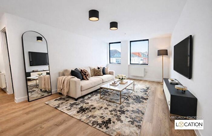 2 Bedroom Flat To Rent In Marlborough Road, Old Town, SN3
