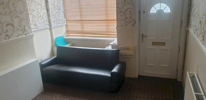 3 Bedroom Terraced House To Rent In Bordesley Green, Birmingham, B9