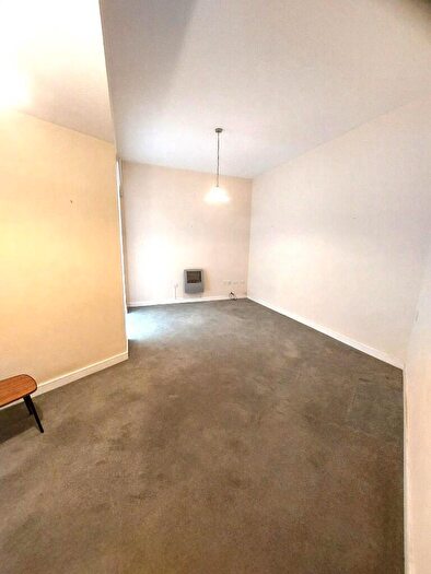 2 Bedroom Detached House To Rent In St. Cuthberts Place, Birmingham, B35