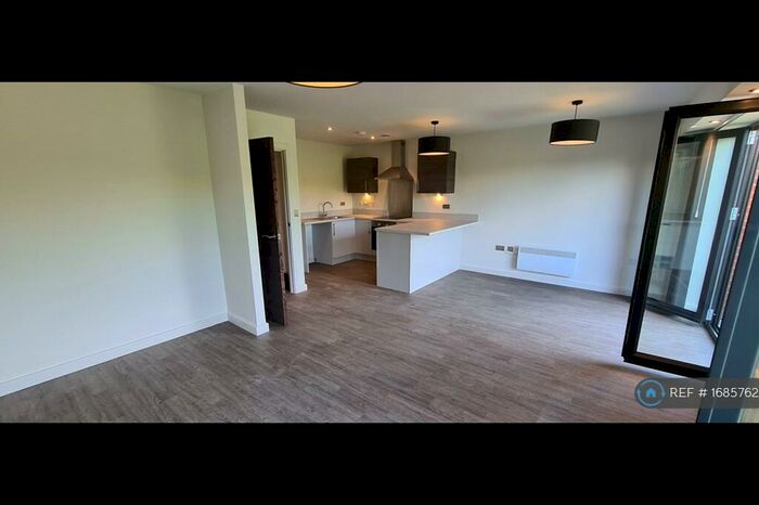 Studio To Rent In Riverside Apartments, Leicester, LE2