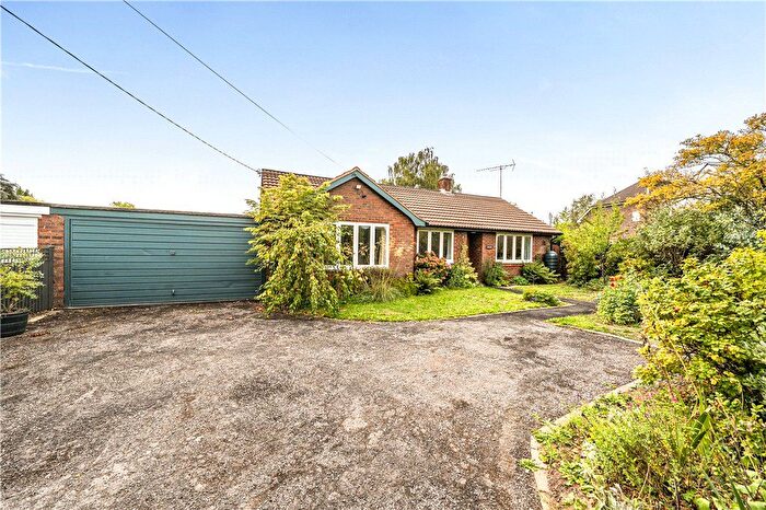3 Bedroom Detached Bungalow For Sale In Lockerley Green, Lockerley, Romsey, Hampshire, SO51