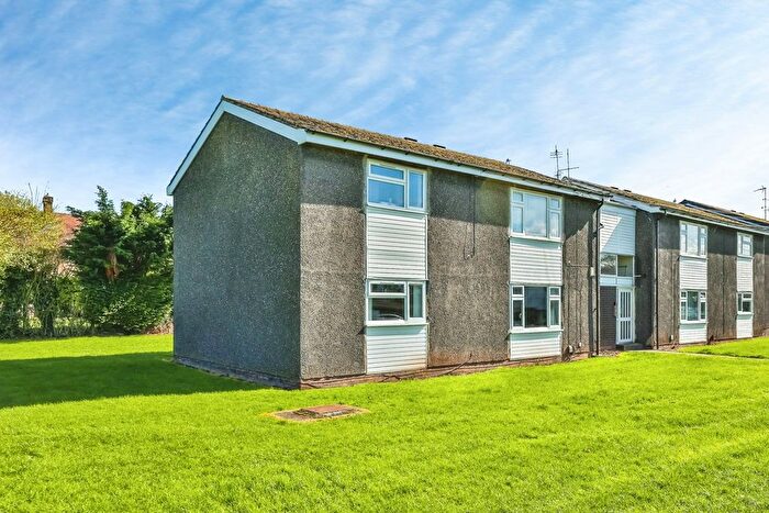 2 Bedroom Flat For Sale In Sellars Avenue, Ruddington, Nottingham, NG11