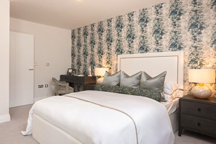 2 Bedroom Flat For Sale In "Aviator House Apartments - Type H" At Concorde Drive, Weybridge, KT13