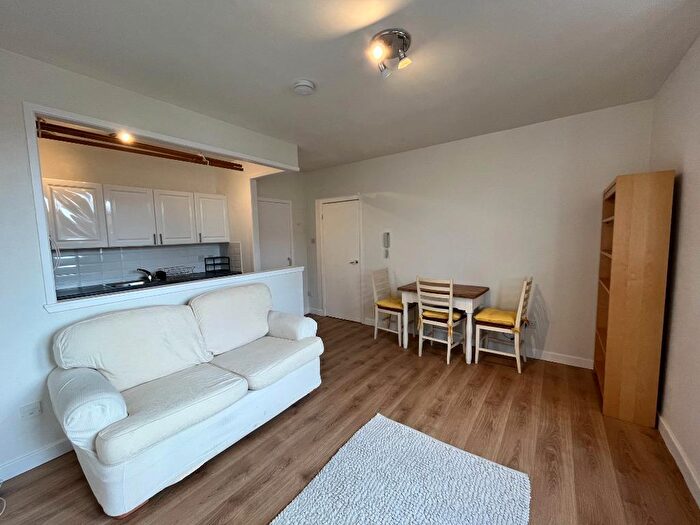 1 Bedroom Flat To Rent In Crown Avenue, Crown, Inverness, IV2