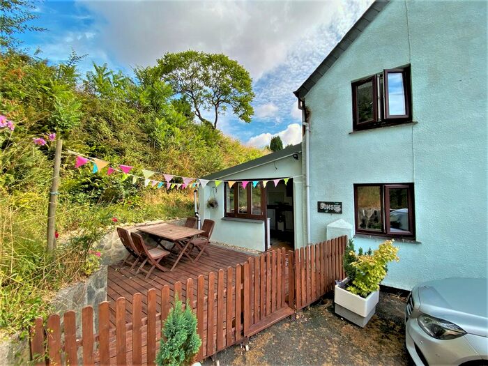 2 Bedroom Cottage For Sale In Aveton Gifford, Kingsbridge, TQ7
