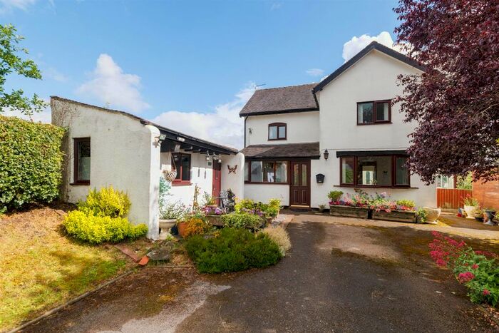 3 Bedroom Property For Sale In Withington, Leigh, Stoke-On-Trent, Staffordshire, ST10
