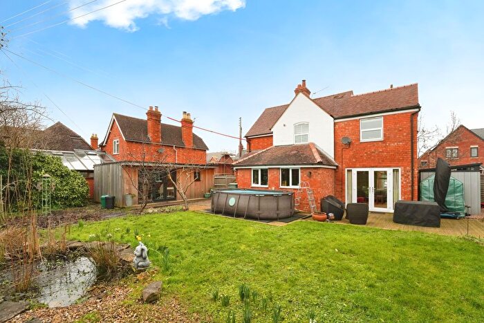 4 Bedroom Detached House For Sale In Shinehill Lane, South Littleton, Worcestershire, WR11