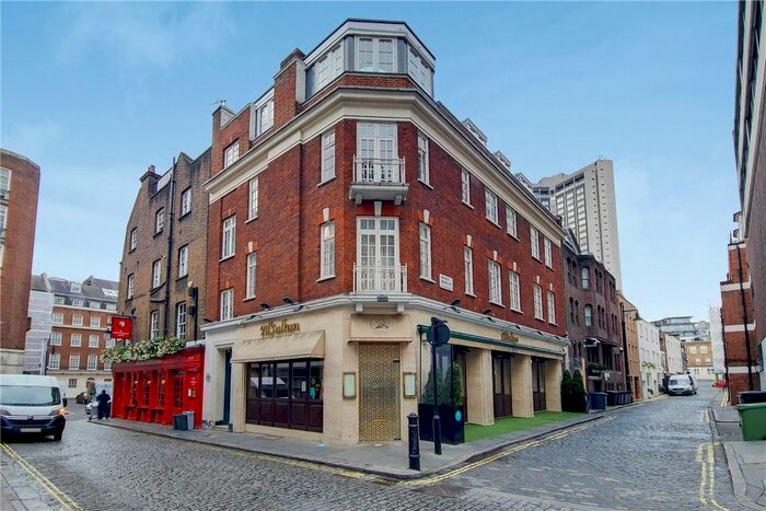 2 Bedroom Flat To Rent In Hertford Street, Mayfair, London, W1J