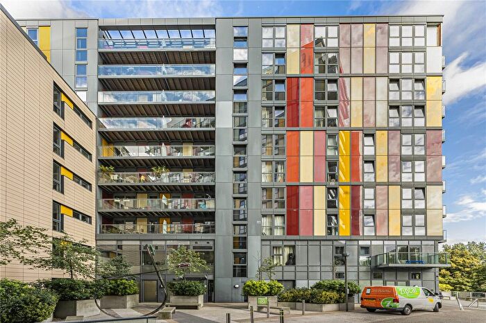 2 Bedroom Flat For Sale In Homerton Road, London, E9