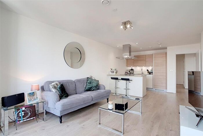 1 Bedroom Apartment To Rent In Unex Tower, London, E15