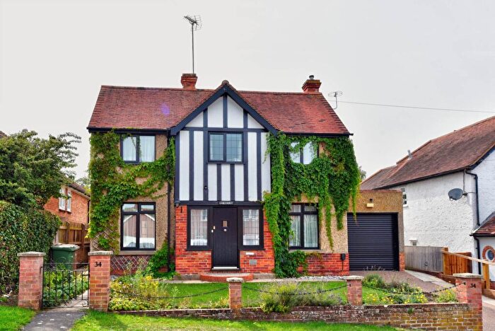 4 Bedroom Detached House For Sale In Cromwell Road, Henley On Thames, RG9