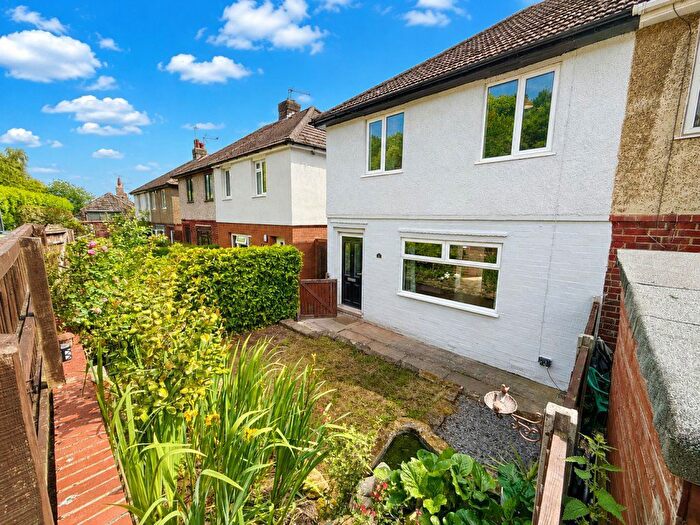 3 Bedroom Semi-Detached House To Rent In New Road, Crich, DE4