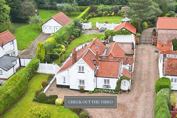 3 Bedroom Detached House For Sale In West Ella Road, West Ella, Hull, East Riding Of Yorkshire, HU10