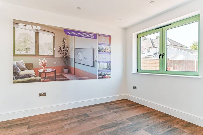 4 Bedroom Terraced House To Rent In North Down, Sanderstead, South Croydon, CR2