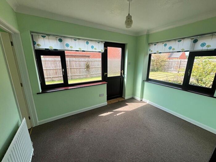 2 Bedroom Detached Bungalow For Sale In Hall Lane, Moulton Seas End, PE12