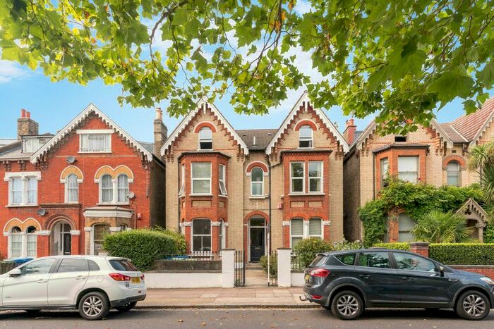 2 Bedroom Flat For Sale In Marmora Road, London, SE22