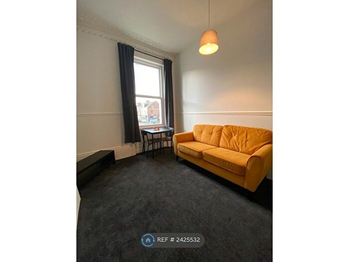 2 Bedroom Flat To Rent In Argyle Square, Sunderland, SR2