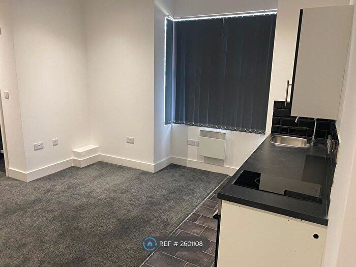 Studio To Rent In Lea Road, Wolverhampton, WV3
