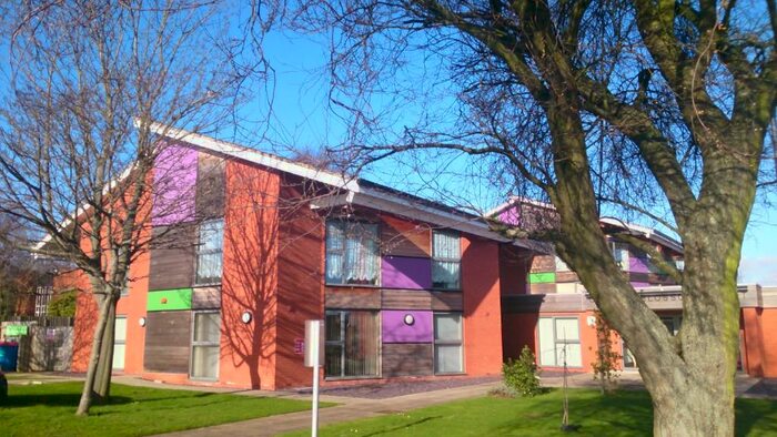 2 Bedroom Flat To Rent In Cambridge Road, Grimsby, Lincolnshire, DN34