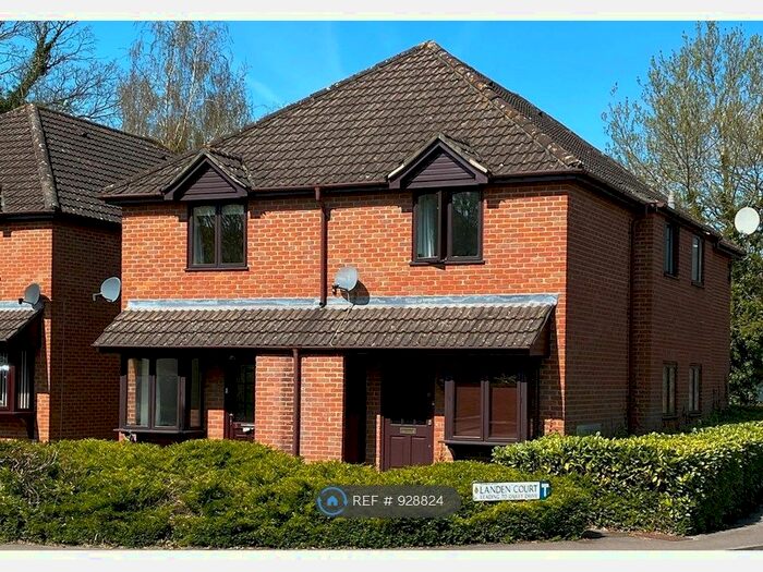 1 Bedroom Semi-Detached House To Rent In Oak View, Wokingham, RG40