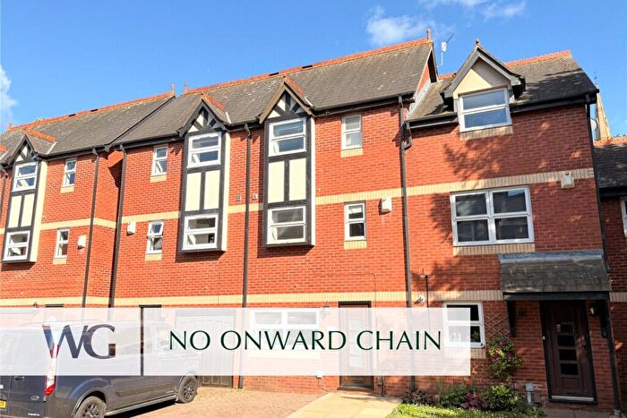 3 Bedroom Terraced House For Sale In St Leonards, Exeter, EX2