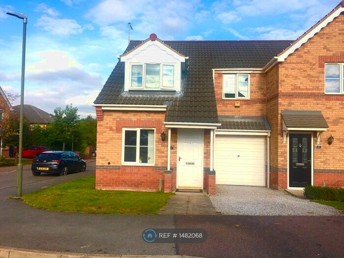 3 Bedroom Semi-Detached House To Rent In Maple Drive, Creswell, Worksop, S80