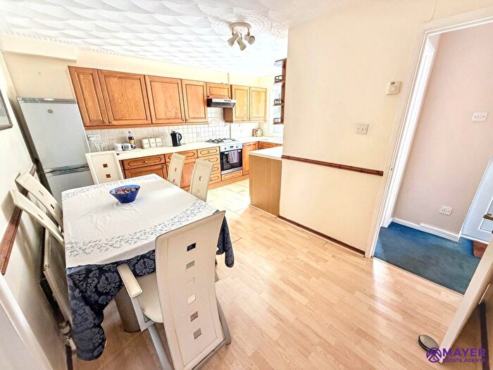 4 Bedroom Terraced House For Sale In Sefton Avenue, Plymouth, PL4