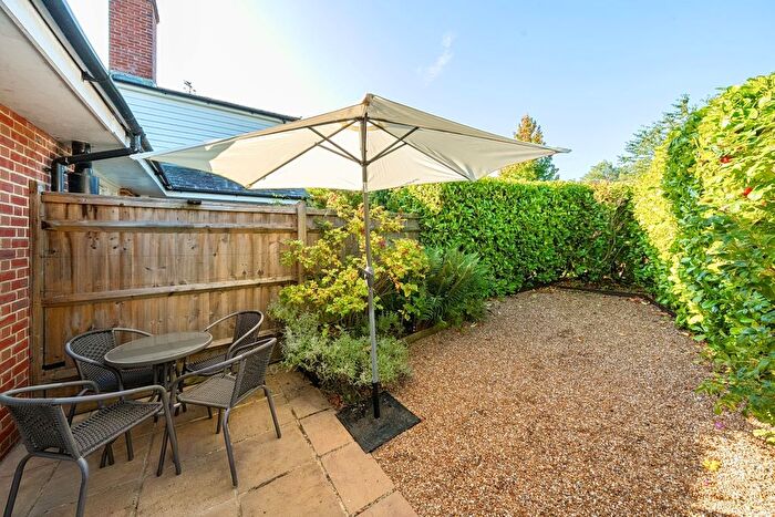 2 Bedroom Cottage To Rent In Sophurst Lane, Matfield, Tonbridge, TN12