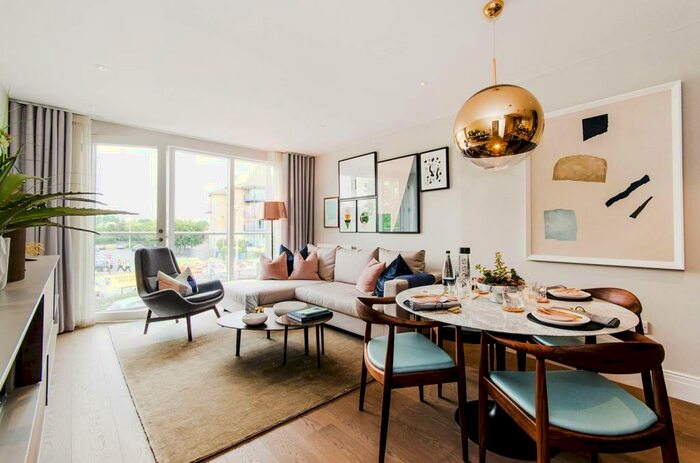 2 Bedroom Flat To Rent In Queenshurst Square, Kingston, Kingston Upon Thames, KT2