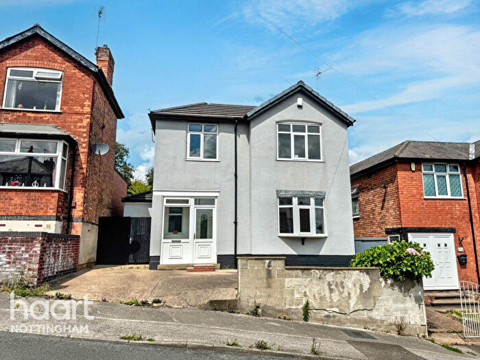 3 Bedroom Detached House For Sale In Foxhill Road, Nottingham, NG4