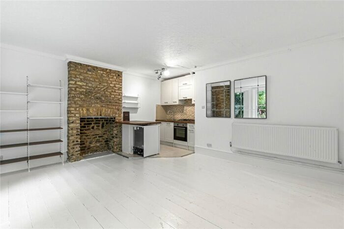 1 Bedroom Apartment To Rent In Redcliffe Gardens, London, SW10