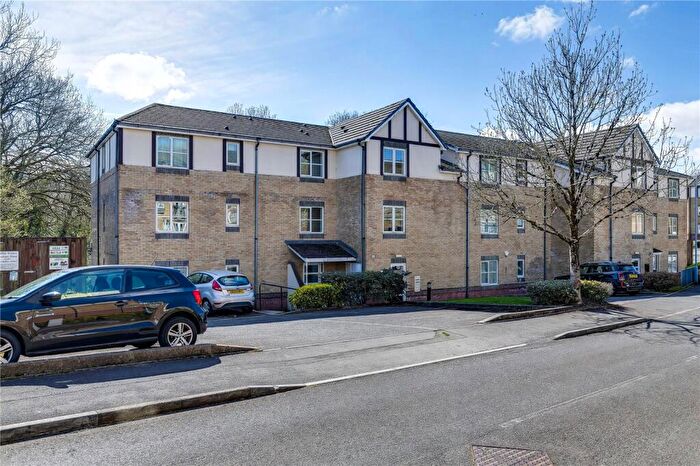 2 Bedroom Apartment For Sale In Heol Llinos, Thornhill, Cardiff, CF14