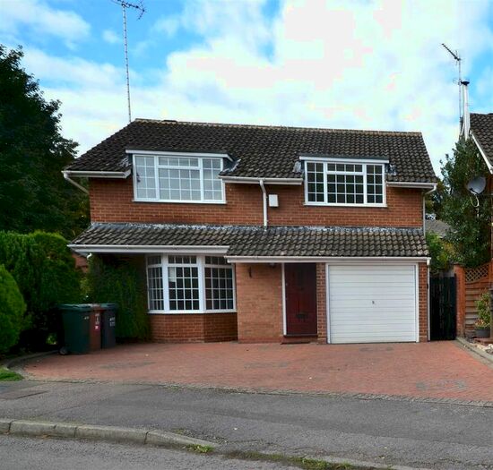 4 Bedroom Detached House To Rent In Windmill Drive, Croxley Green, Rickmansworth, WD3
