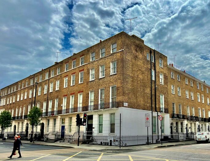 2 Bedroom Flat To Rent In Gloucester Place, London, W1U