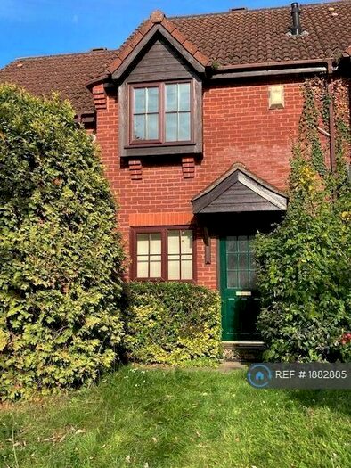 2 Bedroom Terraced House To Rent In Beacon Close, Southampton, SO16