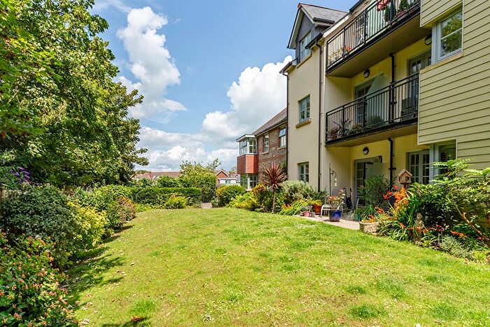 2 Bedroom Flat For Sale In Bembridge, Isle Of Wight, PO35