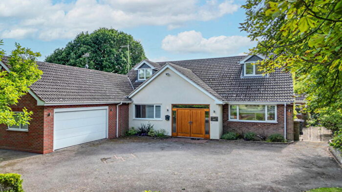 4 Bedroom Detached Bungalow For Sale In Birmingham Road, Bordesley, Redditch, B97