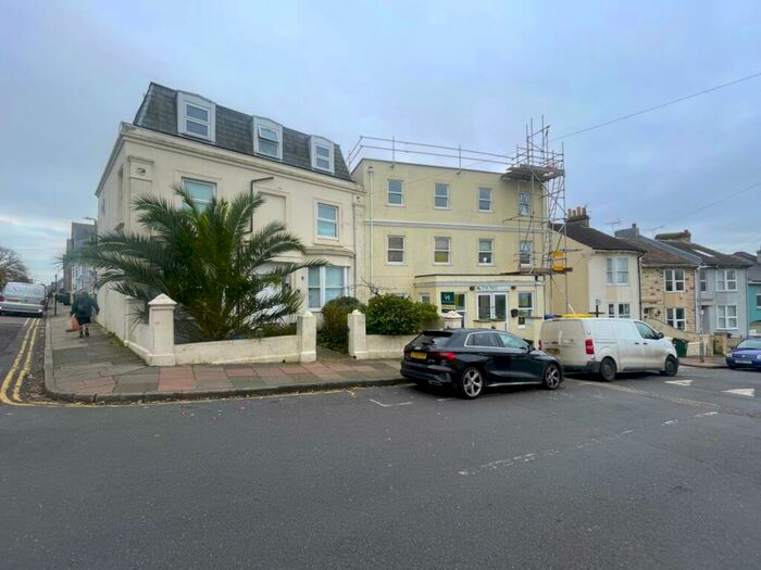 1 Bedroom Flat To Rent In Immanuel House, Islingword Road, Brighton, BN2