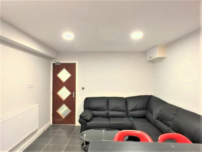 5 Bedroom Terraced House To Rent In Lime Avenue, Selly Oak, Birmingham, B29