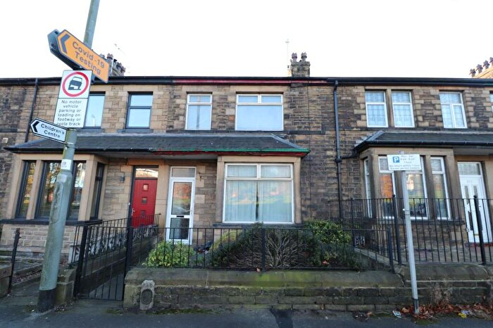 3 Bedroom House To Rent In Bradford Road, Stanningley, Pudsey, West Yorkshire, Uk, LS28