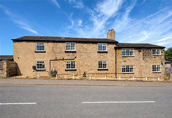 3 Bedroom Detached House For Sale In Sandhills, Thorner, Leeds, West Yorkshire, LS14