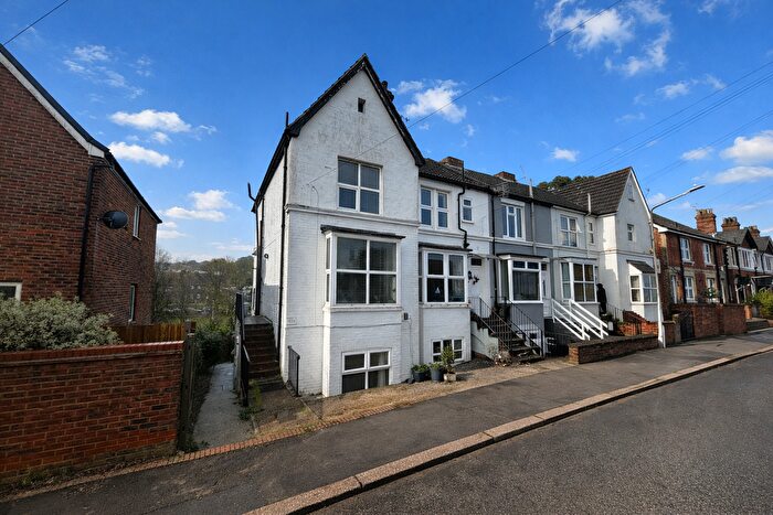 1 Bedroom Flat To Rent In Clifton Road, Tunbridge Wells, TN2