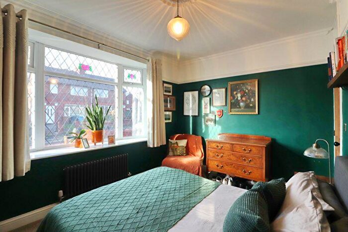 2 Bedroom Semi-Detached Bungalow For Sale In Keswick Road, Worsley, Manchester, M28