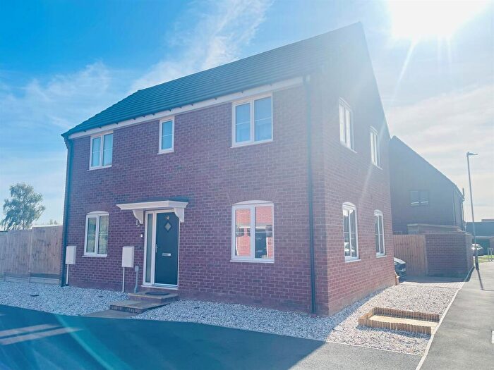 3 Bedroom Detached House For Sale In Riverside Close, Surfleet, Spalding, PE11