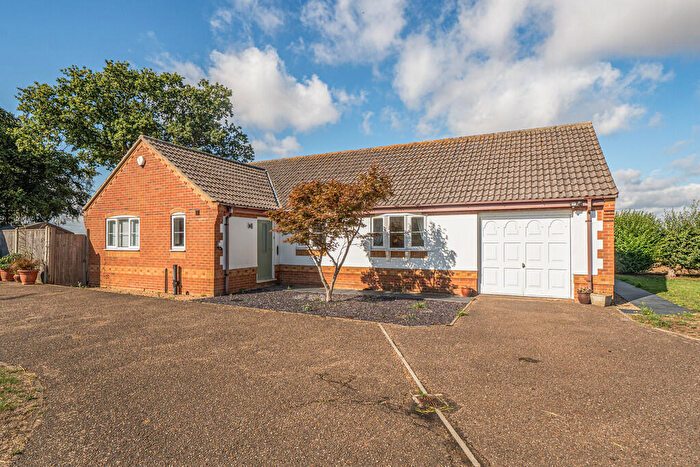 3 Bedroom Detached Bungalow For Sale In South Walsham Road, Acle, NR13