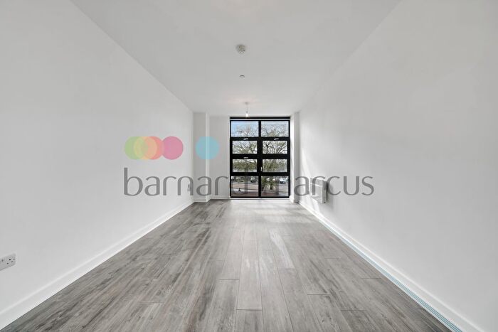 Studio To Rent In Purley Way, Croydon, CR0