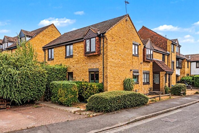 2 Bedroom Apartment For Sale In Somerford Way, Rotherhithe, SE16