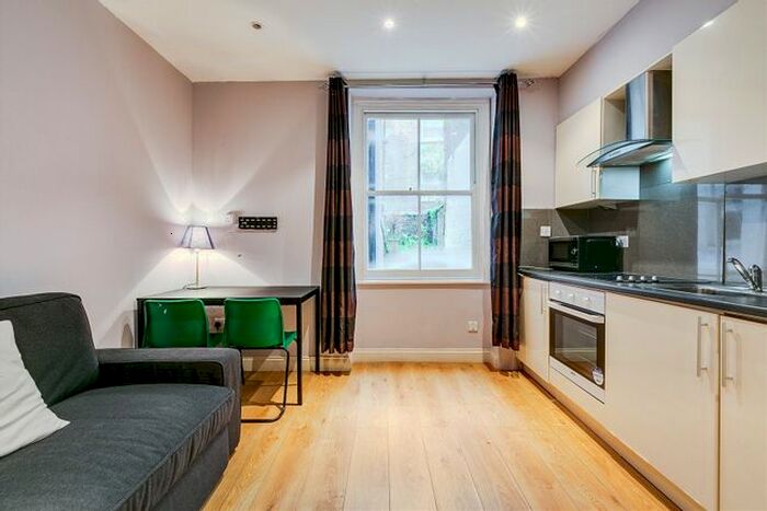 Studio To Rent In Collingham Place, Earls Court, SW5
