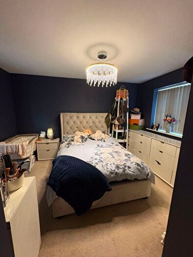 4 Bedroom Semi-detached House To Rent In Paddock Way, Hinckley, LE10